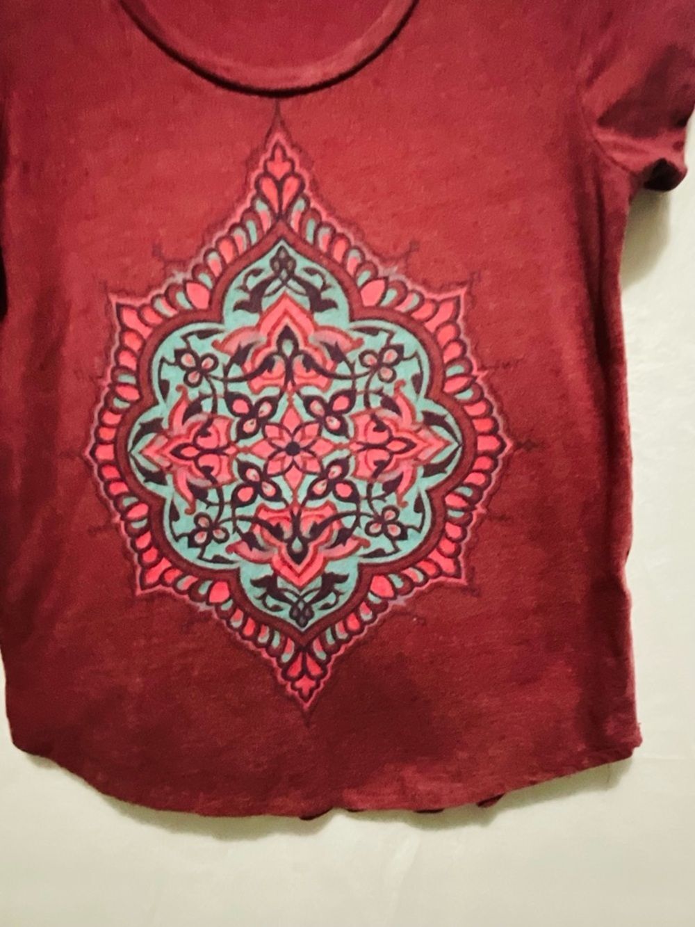 Lucky Brand Boho Mandala Graphic Tee M Red Slub Cotton Short Sleeve Top - Picture 4 of 6